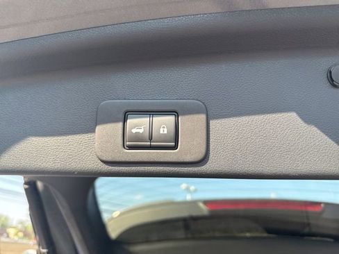 Certified 2025 Nissan Murano SL AWD/4WD image 28