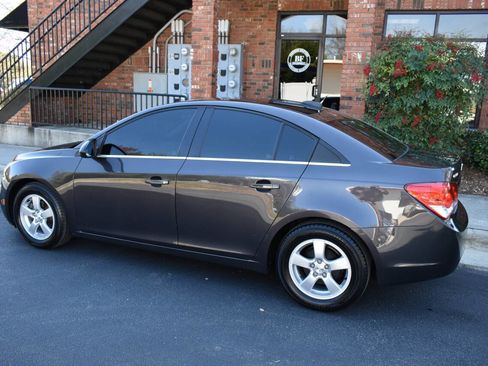 Used 2015 Chevrolet Cruze LT image 33