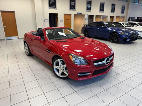 Used 2013 Mercedes-Benz SLK 250 w/ Premium I Pkg image 9