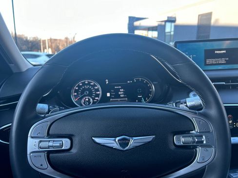 Used 2023 Genesis GV70 2.5T w/ Select Package image 12