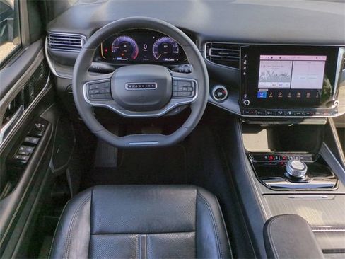 Used 2024 Jeep Wagoneer Series II image 15