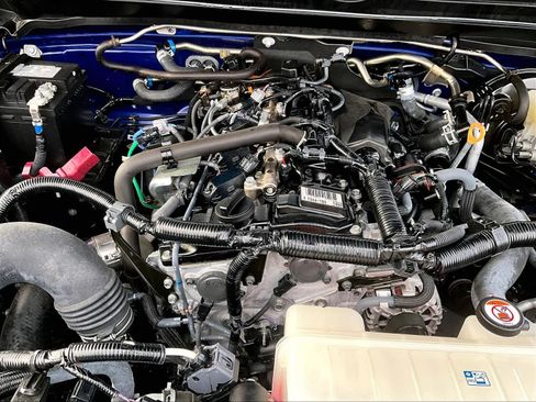 Used 2024 Toyota Tacoma TRD Sport image 34