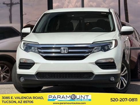 Used 2017 Honda Pilot EX image 1