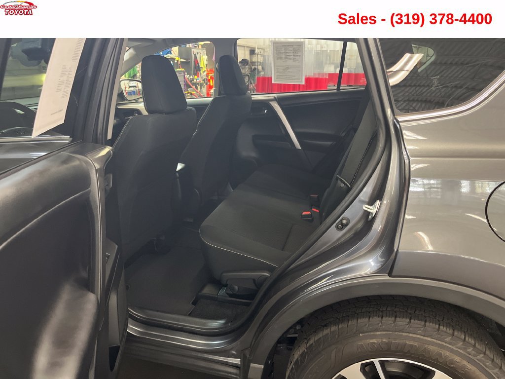 Certified 2018 Toyota RAV4 XLE w/ Plus Extra Value Package AWD/4WD image 21