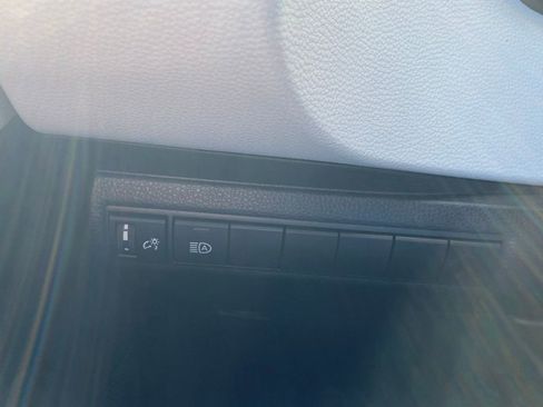 Used 2025 Toyota Corolla FX image 25