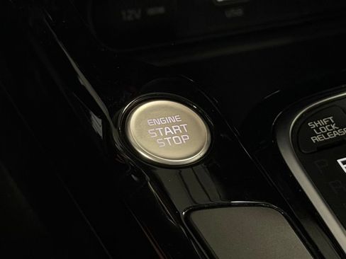 Used 2025 Kia Soul GT-Line FWD image 23