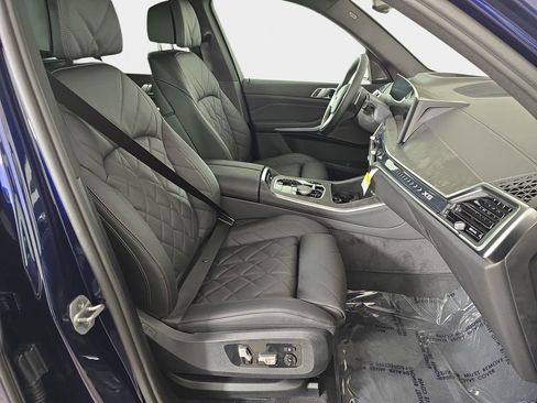 New 2026 BMW X5 xDrive40i w/ Climate Comfort Package AWD/4WD image 9