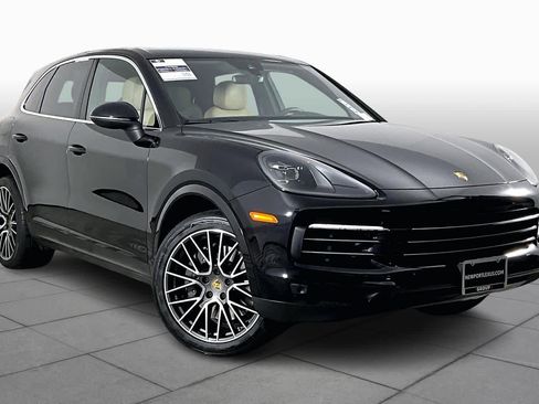 Used 2019 Porsche Cayenne S image 2