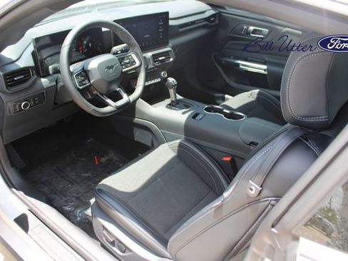 New 2025 Ford Mustang Coupe image 10