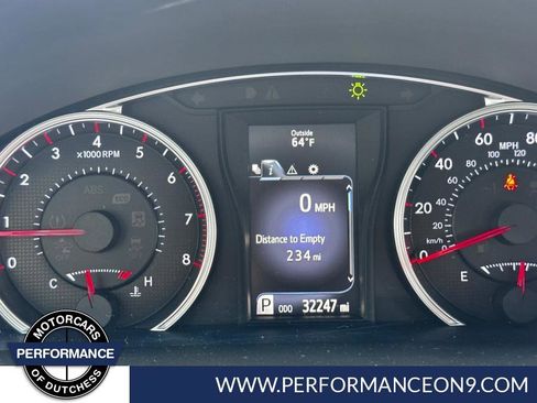 Used 2017 Toyota Camry SE image 17