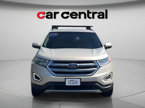 Used 2018 Ford Edge SEL AWD/4WD image 8
