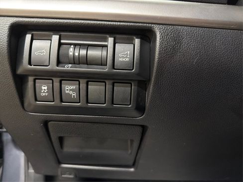 Used 2015 Subaru Outback 2.5i Limited AWD/4WD image 22