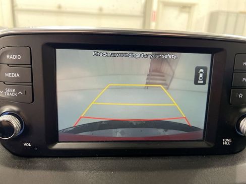 Used 2019 Hyundai Santa Fe SEL image 15