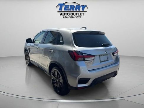 Used 2023 Mitsubishi Outlander Sport ES AWD/4WD image 5