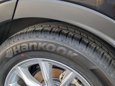 Used 2025 Honda CR-V EX-L image 28