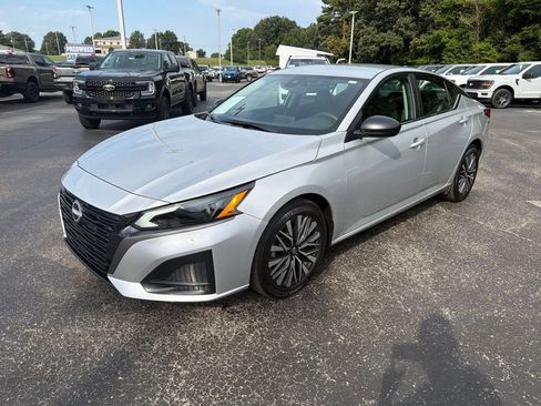 Used 2026 Nissan Altima 2.5 SV FWD image 7