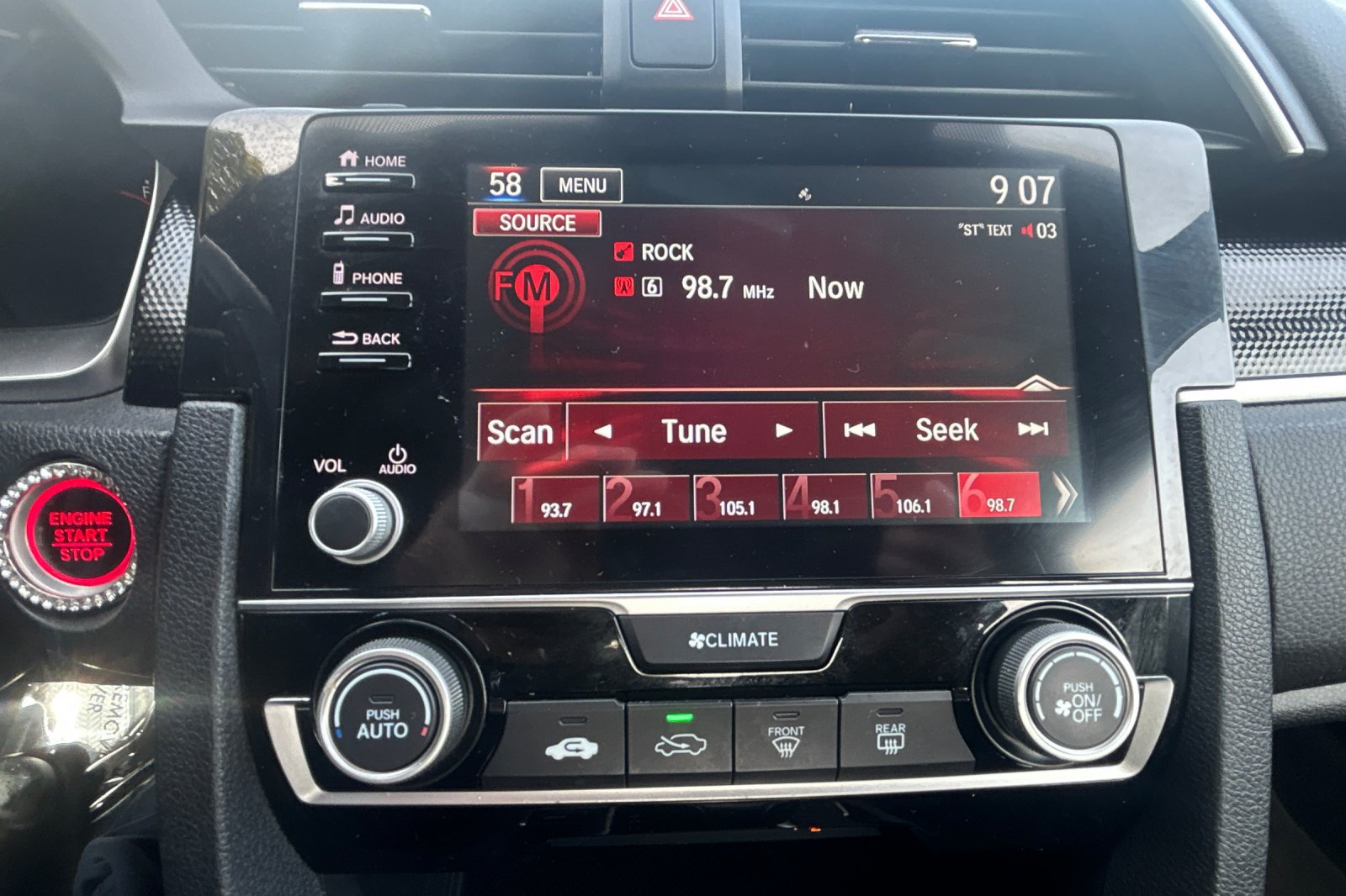 Used 2019 Honda Civic Sport image 16
