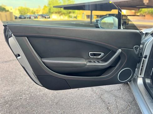 Used 2014 Bentley Continental GT image 15