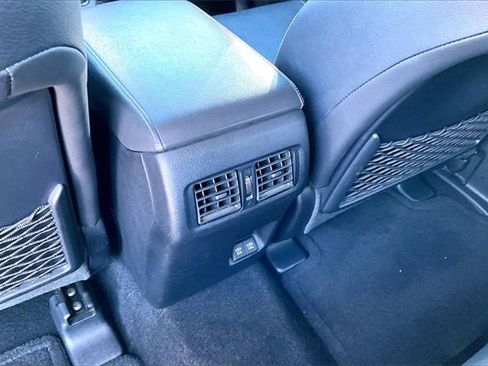 Used 2022 Toyota 4Runner Limited image 25