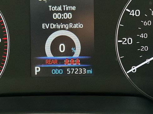 Used 2024 Toyota Corolla SE AWD/4WD image 21