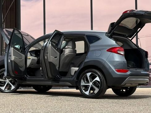 Used 2016 Hyundai Tucson Sport FWD image 29