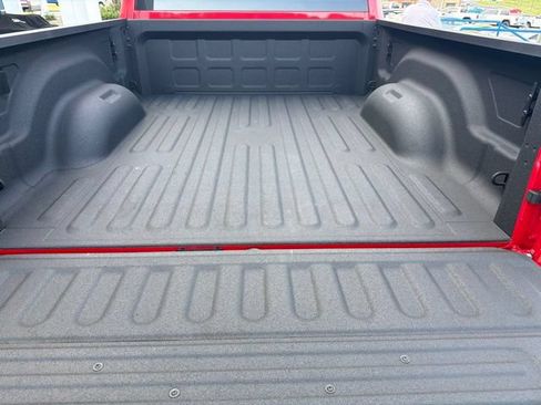 Used 2026 RAM 2500 Big Horn AWD/4WD image 16