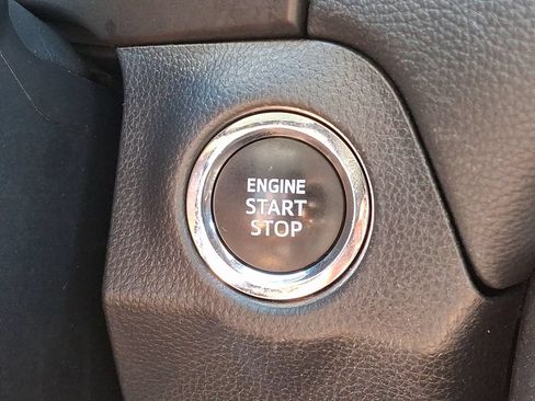 Used 2024 Toyota RAV4 XLE FWD image 25