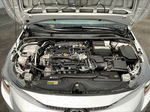 Used 2024 Toyota Corolla LE FWD image 29