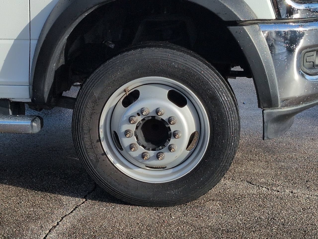 Used 2024 RAM 4500 Tradesman w/ Chrome Appearance Group RWD image 11