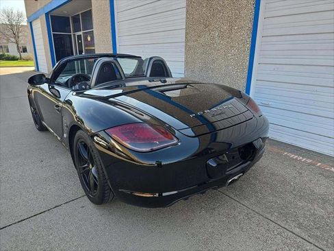 Used 2010 Porsche Boxster image 3