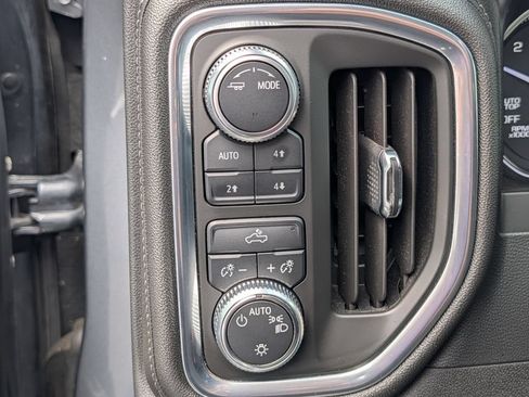 Used 2020 GMC Sierra 1500 SLE w/ X31 Off-Road Package AWD/4WD image 12