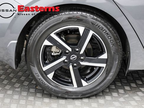 Used 2024 Nissan Sentra SV image 49