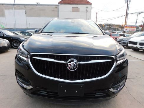 Used 2018 Buick Enclave Premium w/ Experience Buick Package image 2