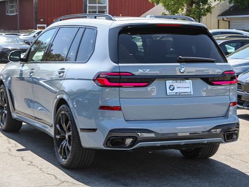 New 2027 BMW X7 xDrive40i w/ M Sport Package AWD/4WD image 4