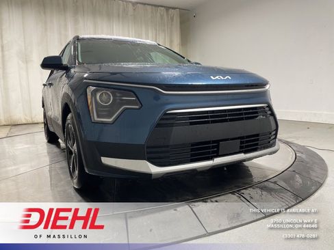 New 2026 Kia Niro EX image 1
