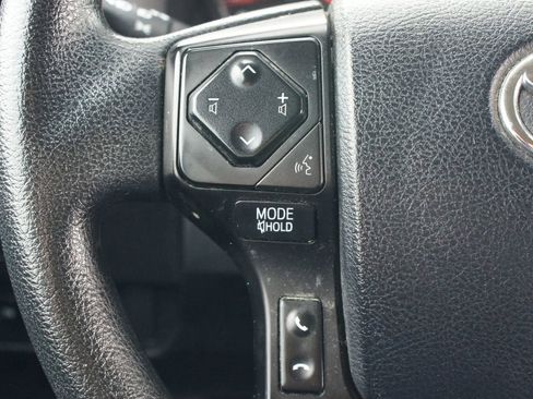 Used 2023 Toyota Tacoma SR image 8