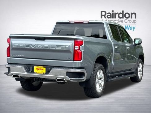 Used 2019 Chevrolet Silverado 1500 LTZ AWD/4WD image 32