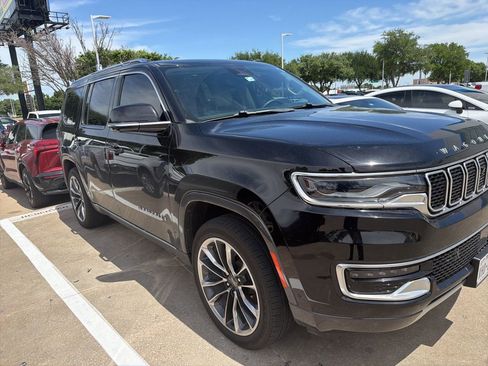 Used 2022 Jeep Wagoneer Series III w/ Premium Group I image 6