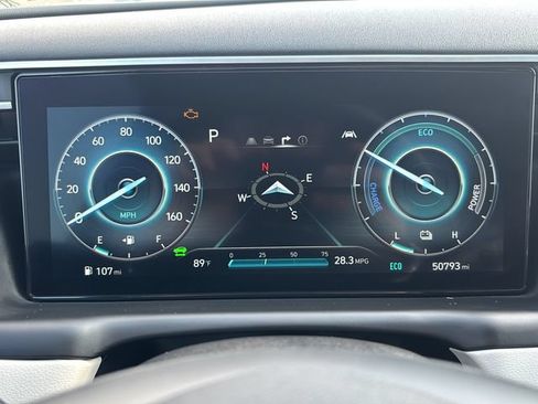 Used 2022 Hyundai Tucson Limited AWD/4WD image 23