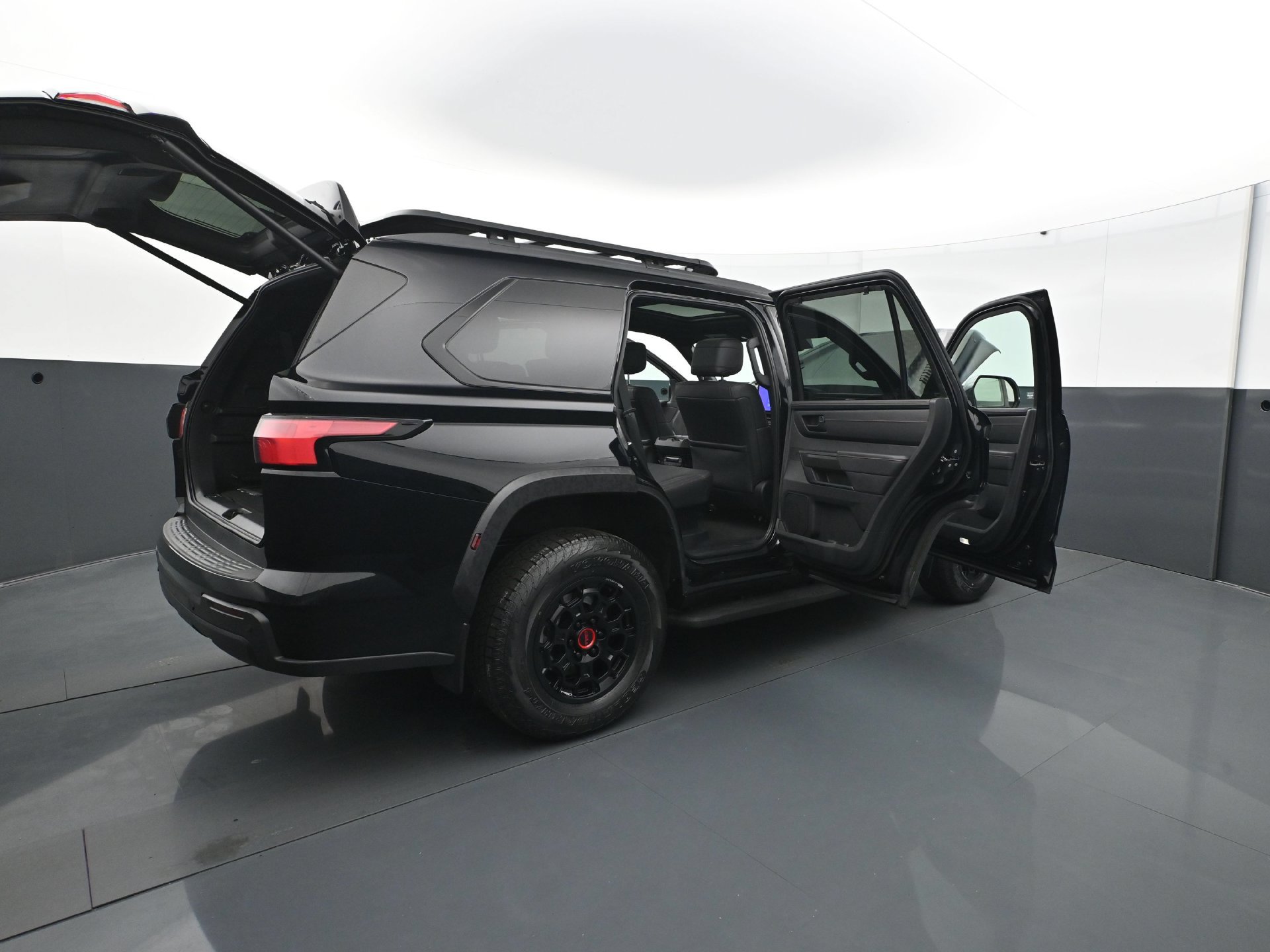 Used 2025 Toyota Sequoia TRD Pro AWD/4WD image 34