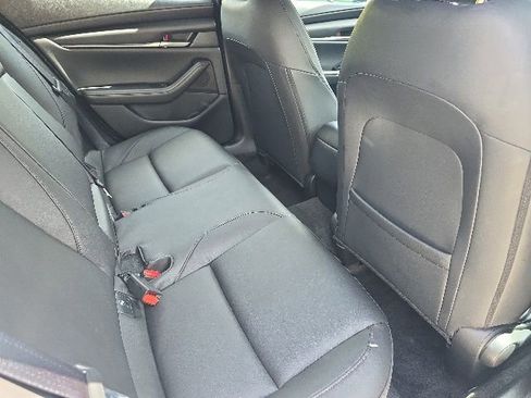 Used 2023 MAZDA MAZDA3 s FWD image 16