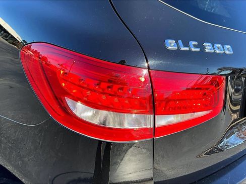 Used 2016 Mercedes-Benz GLC 300 image 28