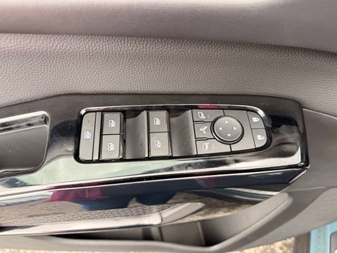 New 2026 Nissan Pathfinder Platinum w/ Cargo Package AWD/4WD image 11