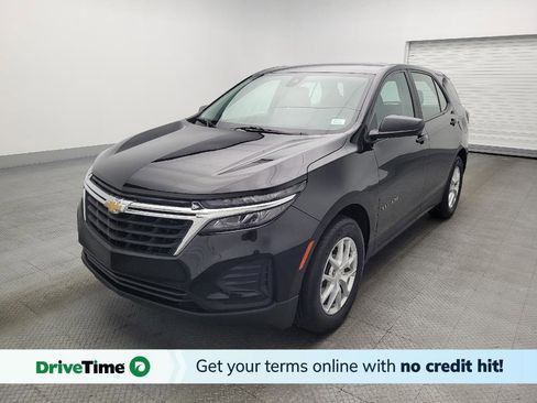Used 2024 Chevrolet Equinox LS w/ Driver Confidence II Package image 1