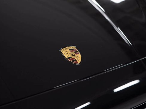 Certified 2025 Porsche Cayenne image 35