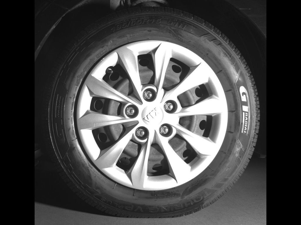 Used 2019 Kia Forte Sedan FWD image 9