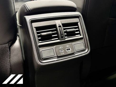Used 2026 Subaru Forester Limited AWD/4WD image 26