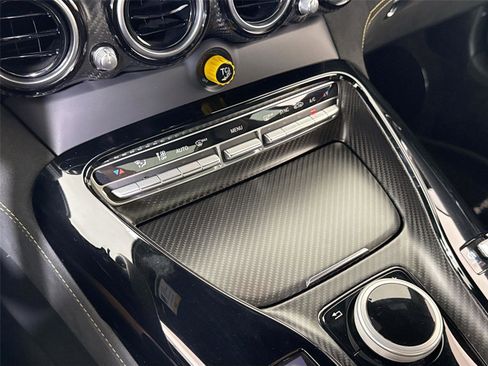 Used 2020 Mercedes-Benz AMG GT R image 21