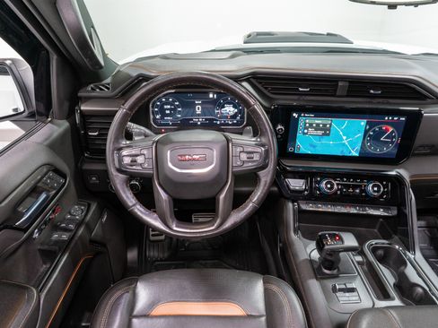 Used 2023 GMC Sierra 1500 AT4 w/ AT4 Premium Package image 13