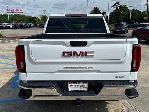 Used 2024 GMC Sierra 1500 SLT AWD/4WD image 6
